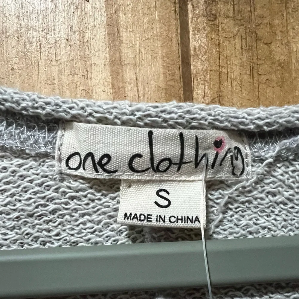 One Clothing Gray Women's Poncho Sweatshirt - Picture 3 of 4